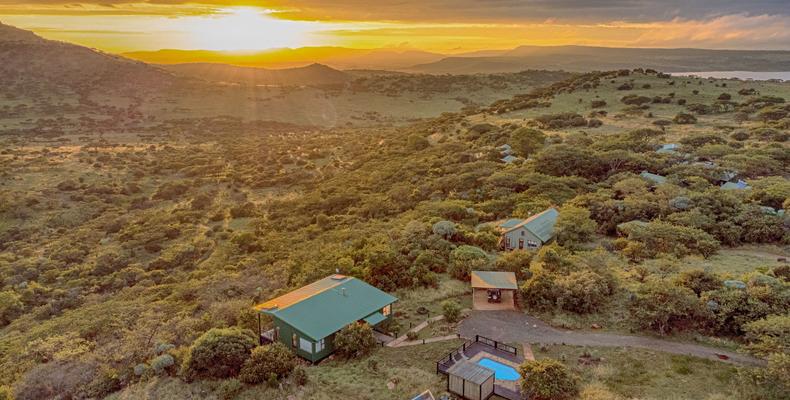 Burchells Cottage & Private Pool