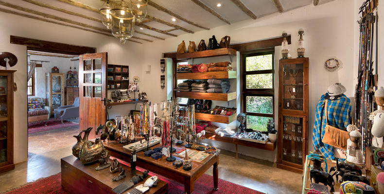  Klein's Camp Safari Shop