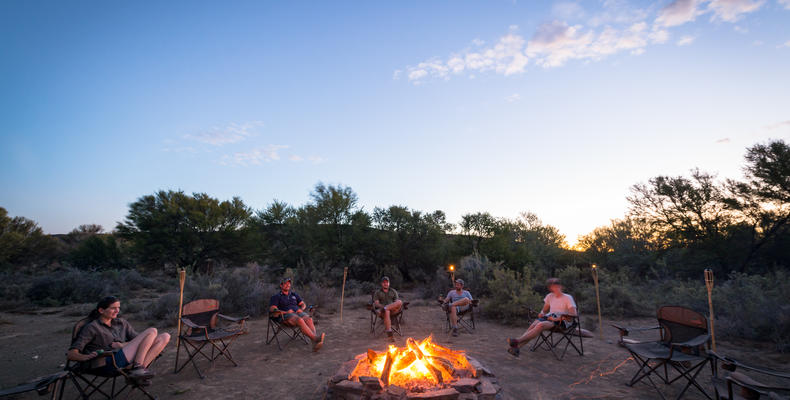 Roam Explorer Camp Campfire