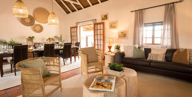Roam Safari Lodge Main Area