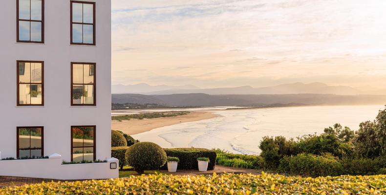 Views to Lookout Beach 