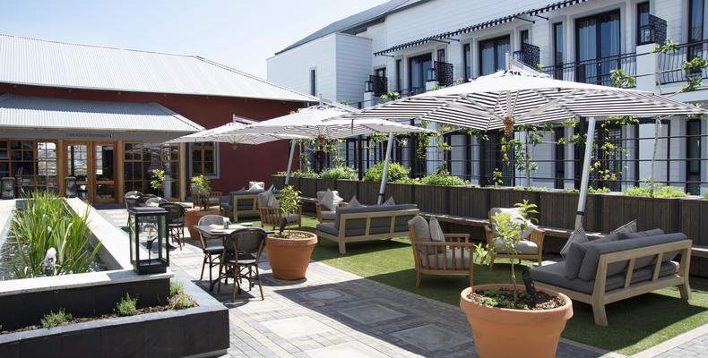 The Weinberg Windhoek - Courtyard