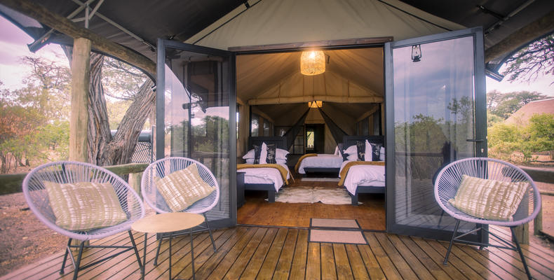 Luxury Tent - Deck