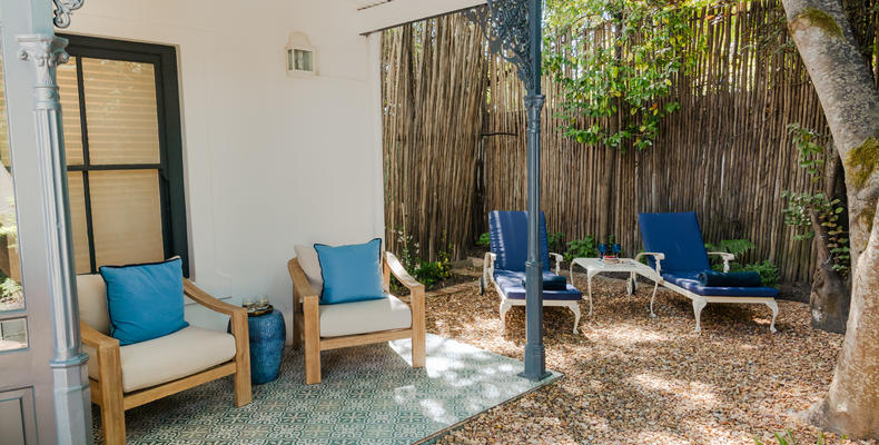 Superior Room - Downstairs private garden