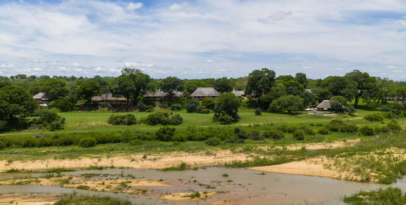 Overlooking MalaMala from over the Sand River