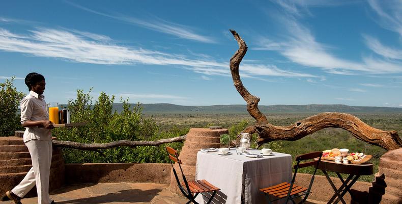 Dithaba Lodge - Breakfast setup