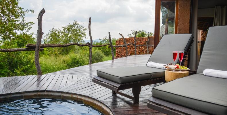 private plunge pool