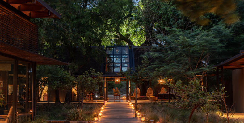 Lion Sands River Lodge -  Entrance