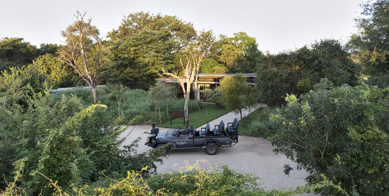 Lion Sands Ivory Lodge - Arrival Vehicle