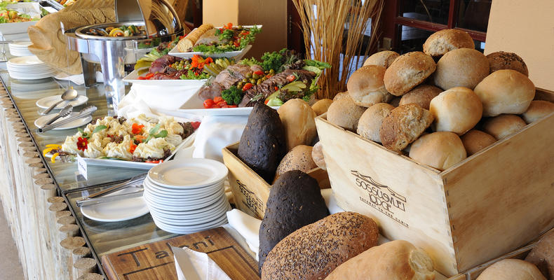 Sossusvlei Lodge - Buffet Dinners