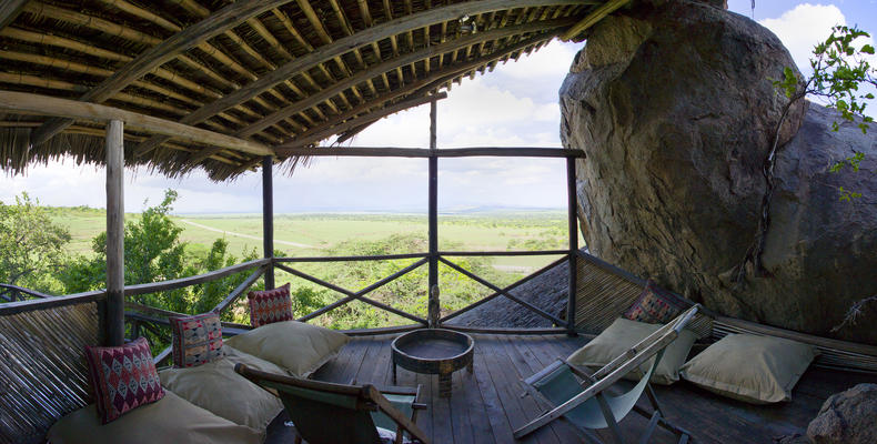 Upper Lounge