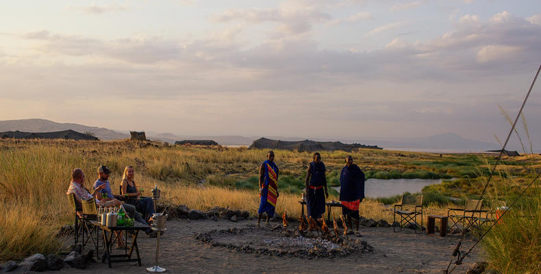 Sundowners around the fire 
