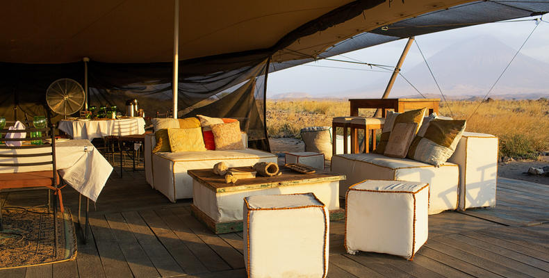 Mess tent 