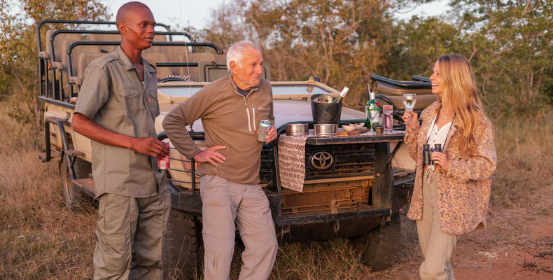 Sundowners Nsala Wilderness Camp