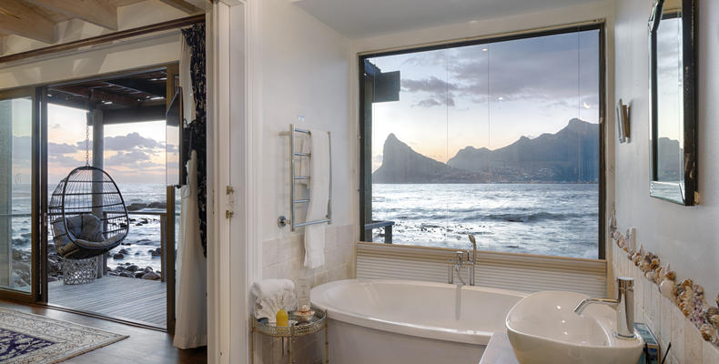 Island Suite Bathroom