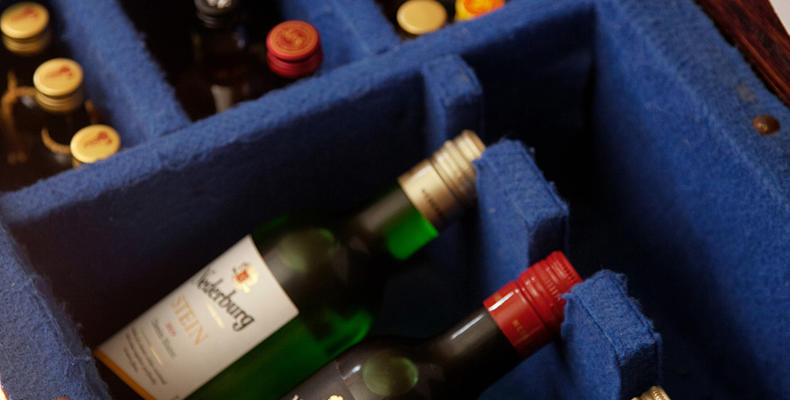 Mini Bar