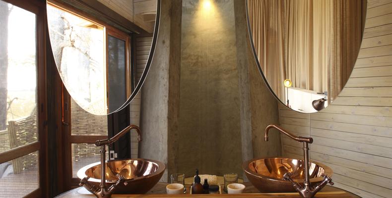 Sandibe Okavango Safari Lodge	