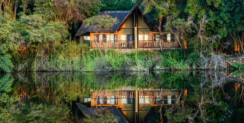 Namushasha River Lodge 