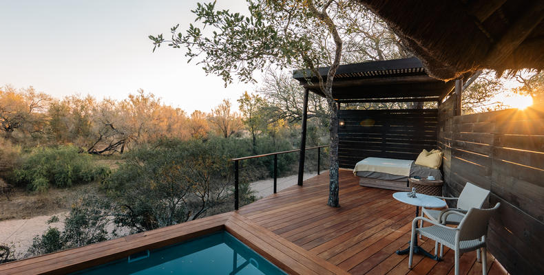 Suite deck