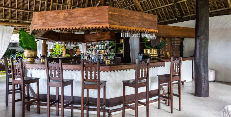 Safari Bar