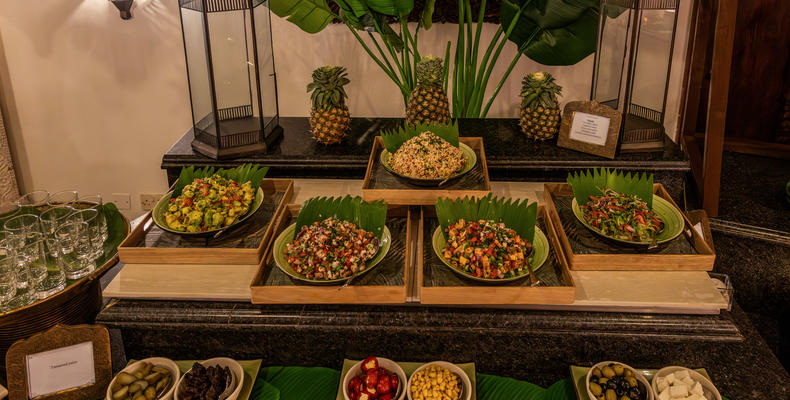 Breezes Dining