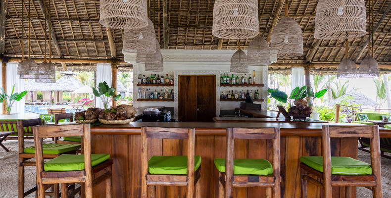 Pool Bar