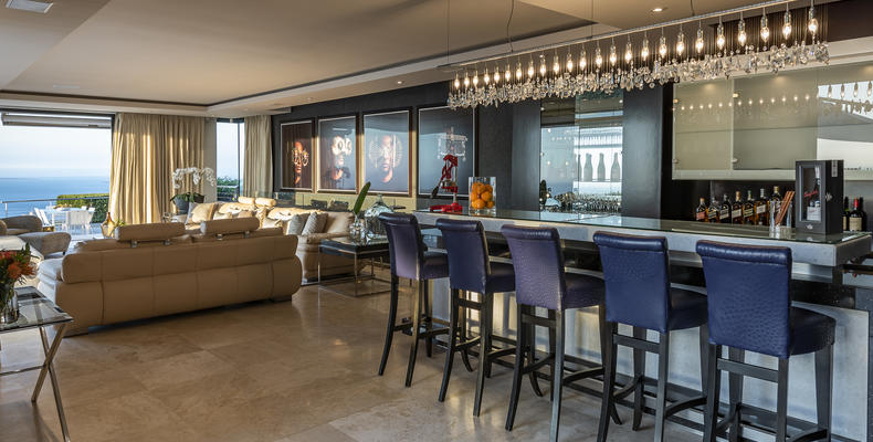 Main entertainment lounge and bar 