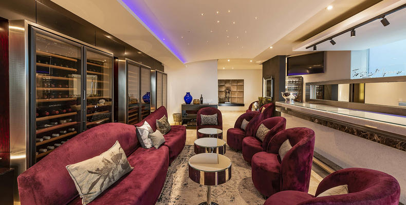 Wine Tasting Lounge