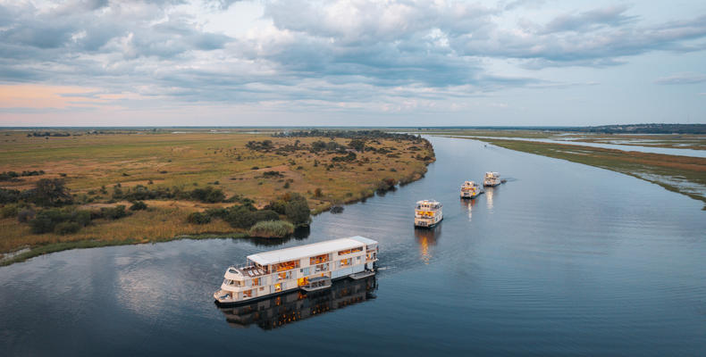 Zambezi Queen Collection Houseboat Hero Image