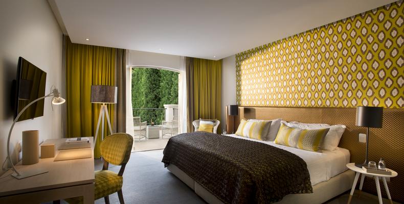 One of 4 bedrooms en-suite at AtholPlace Villa