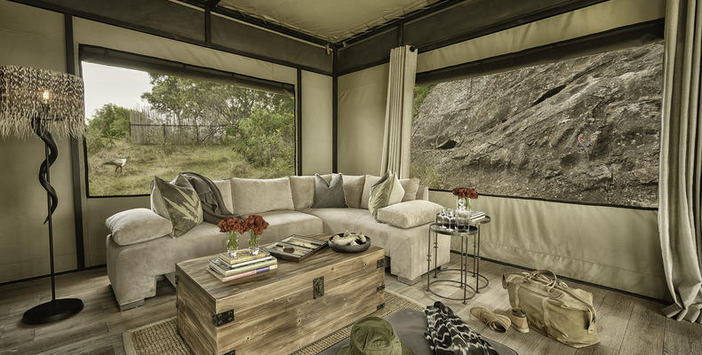 Room lounge