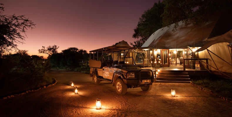 2. Signature - Hamiltons Tented Camp - Entrance