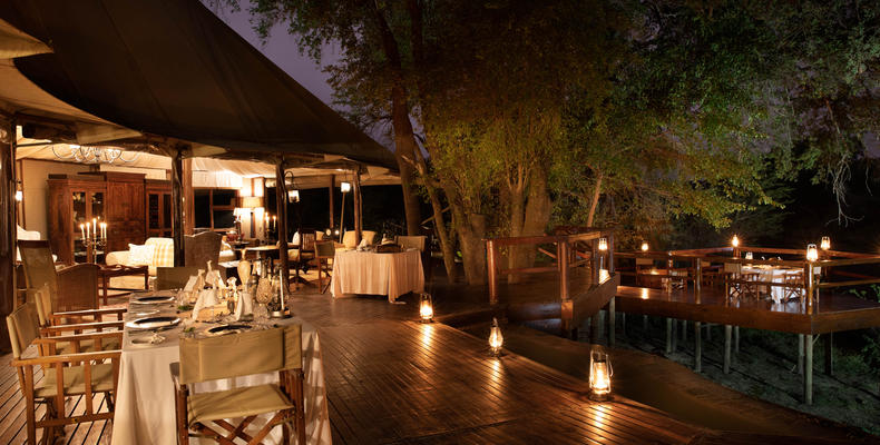 3. Signature - Hamiltons Tented Camp - Evening Deck