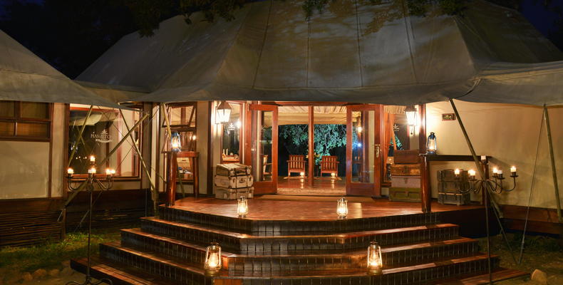 Hamiltons Tented Camp - Entrance 2