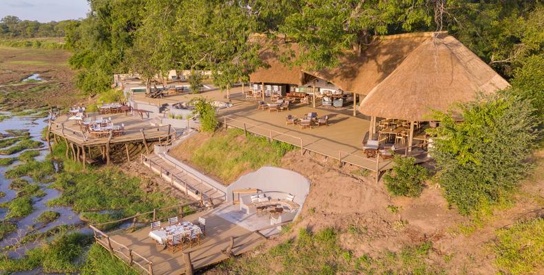 Kafunta River Lodge - the main area