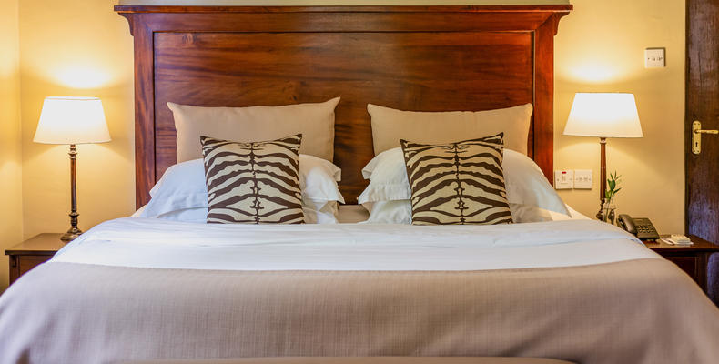 Suites Bedroom