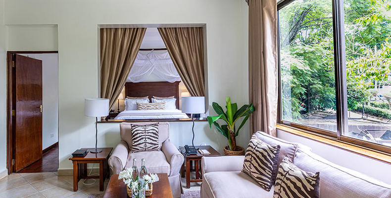Suites Livingroom