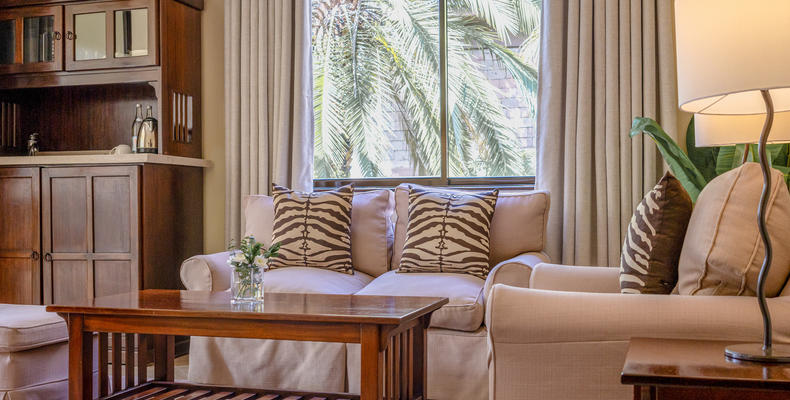 Suites Livingroom