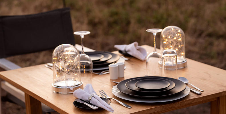 Bush Dinner