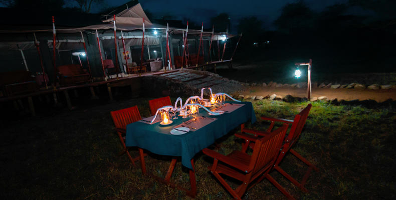 Dinning under the star