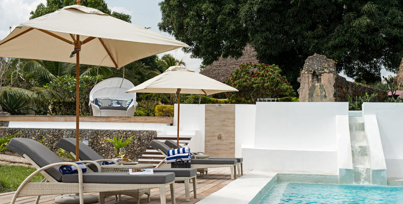 Chuini Zanzibar Beach Lodge | Pool
