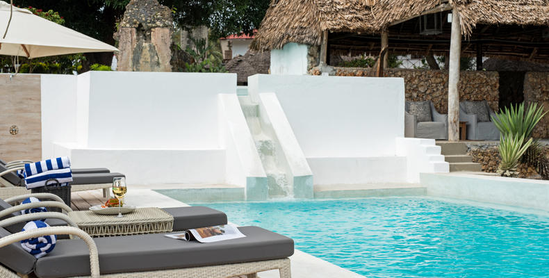 Chuini Zanzibar Beach Lodge | Pool
