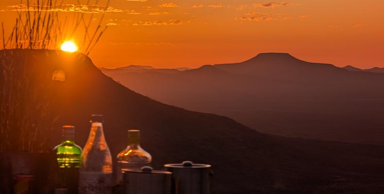 Sundowners & G&T