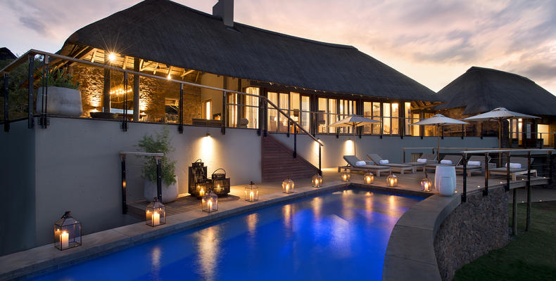 Mhondoro Safari Lodge and Villa
