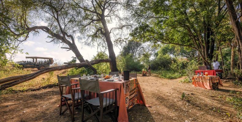 Elsa’s Kopje Meru Bush Breakfast