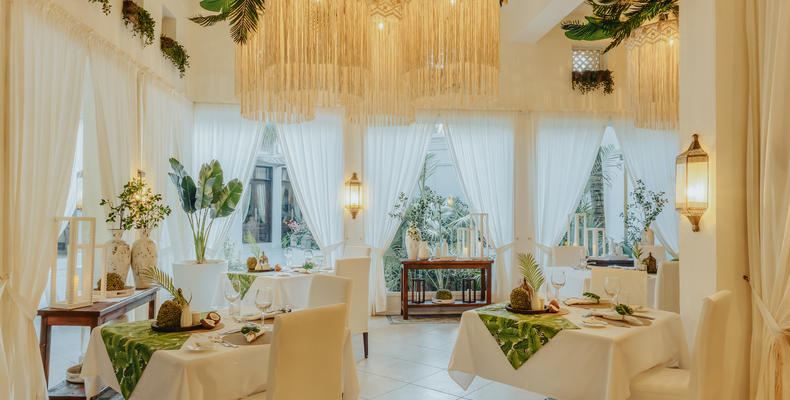 Baraza Dining