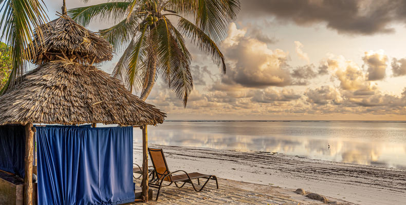 Palms private beach banda