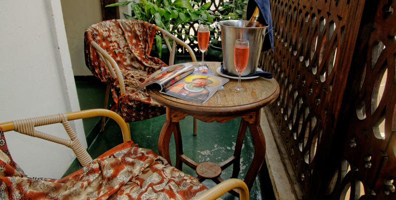 Romantic Suite Farizah