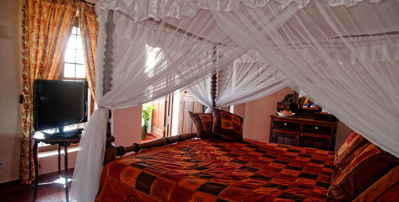 The Romantic Suite Sultana