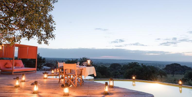 the unique rock pool at Serengeti Bushtops invited for private poolside dining